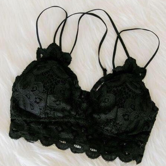 Plus Size Anemone Floral Black Crochet Lace Bralette - Picture 2 of 4